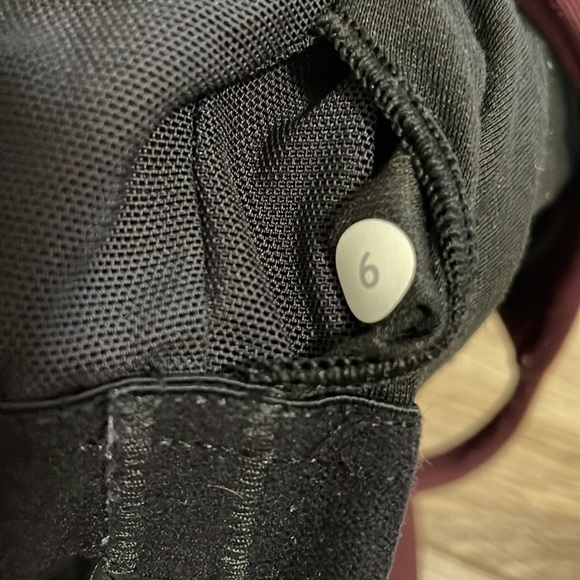 Lululemon Flow-Y Tank - Picture 3 of 3